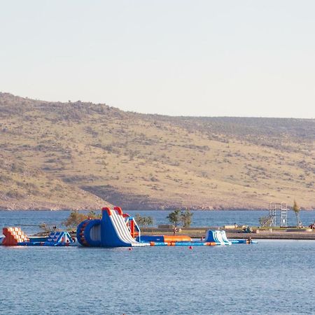 Apartmani Paklenica Noa Starigrad Paklenica Luaran gambar