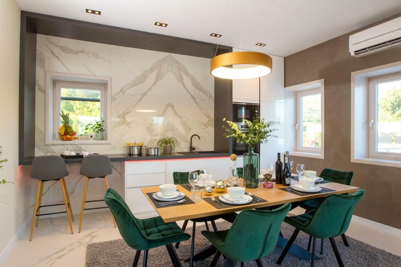 Apartmani Paklenica Noa Starigrad Paklenica Luaran gambar