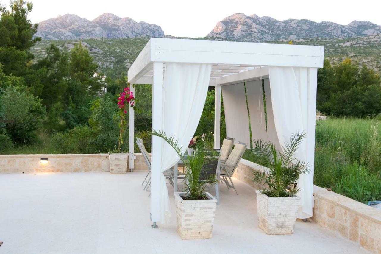 Apartmani Paklenica Noa Starigrad Paklenica Luaran gambar